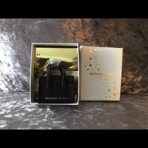 NIB Michael Kors Miniature Black/Gold Keychain